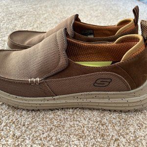 Men's Skecher's Slip-Ons Nearly NEW